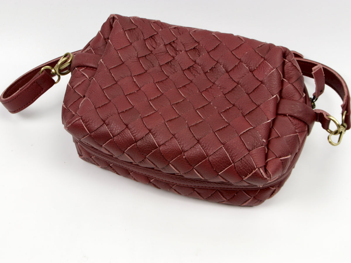 milloo Calliope Crossbody Handwoven Burgundy