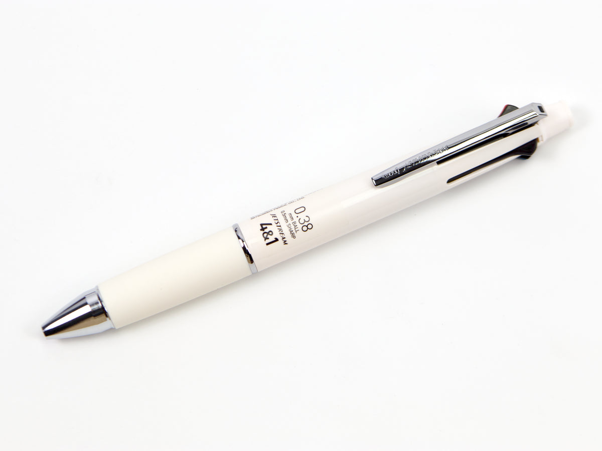 Jetstream 4 + 1