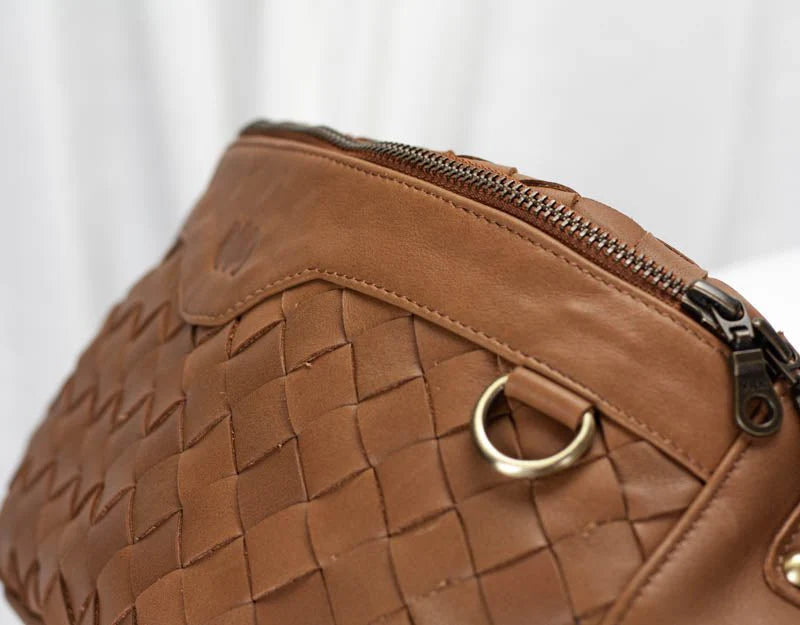 milloo Haris Fanny Pack Handwoven Milk Coffee