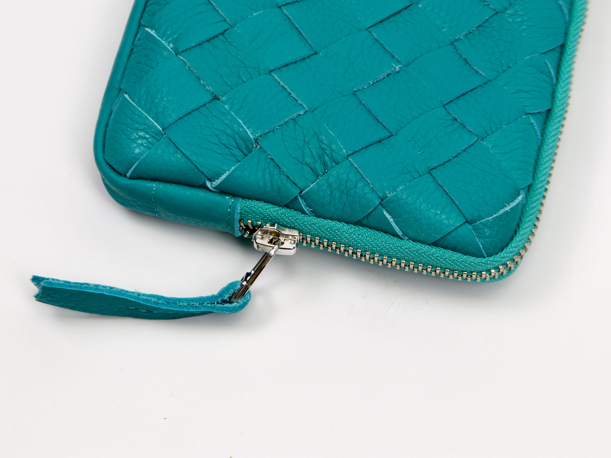 Pochette tissée à la main Chloe de Milloo Turquoise