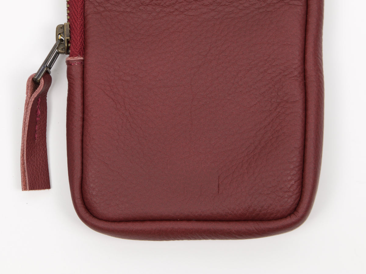 Estuche para bolígrafo Milloo Slim en color burdeos