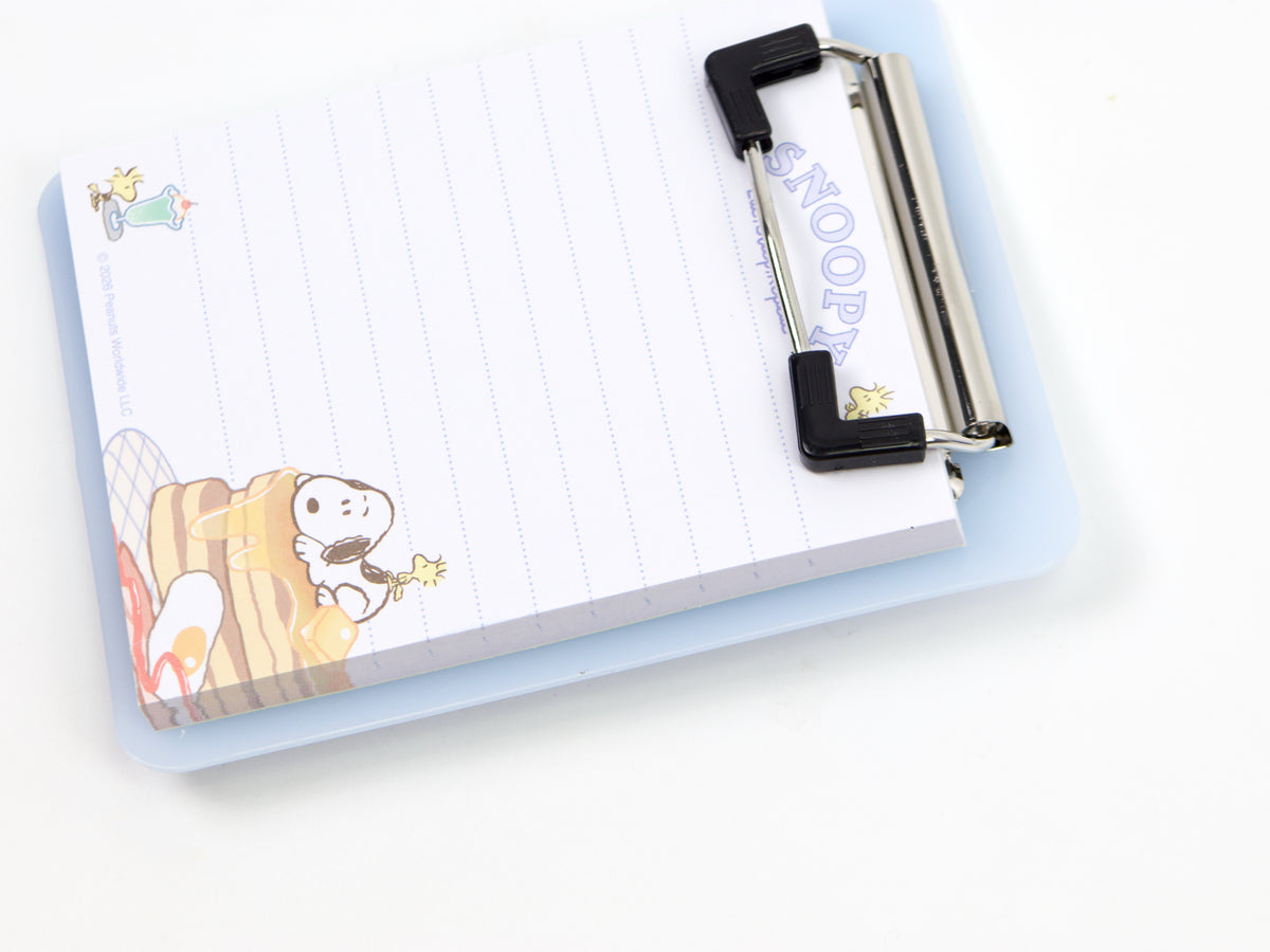 Clip de acero de Snoopy