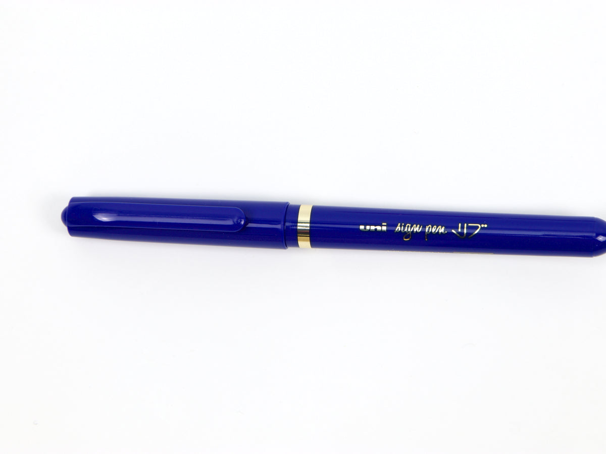 Uni Sign Pen