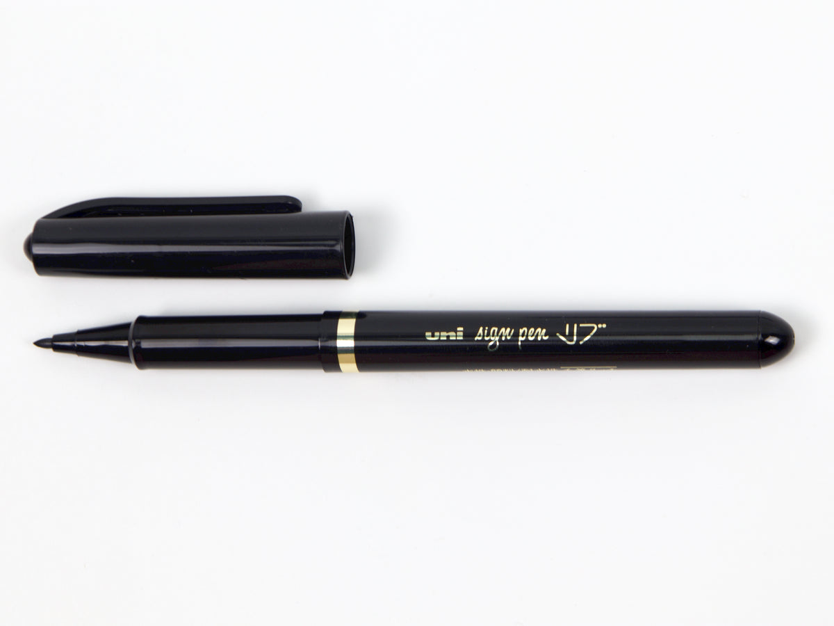 Uni Sign Pen