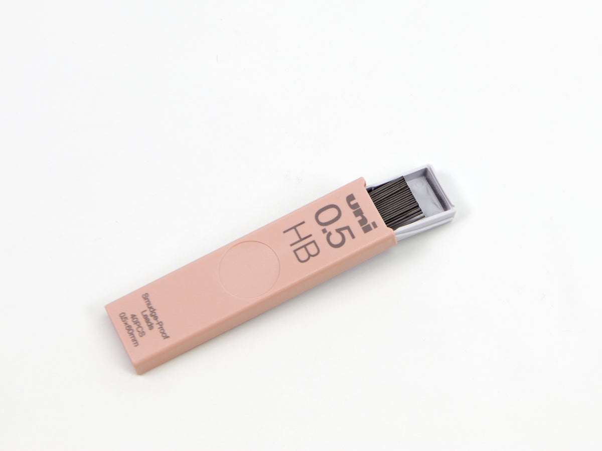 Estuche de color recargable con minas a prueba de manchas Uni