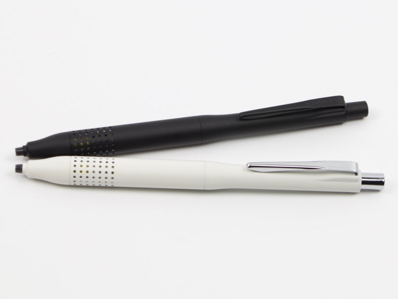 Kuru Toga Advance Metal Punching Grip