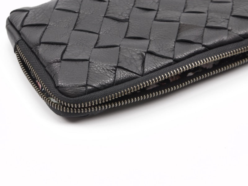 milloo Chloe Handwoven Clutch Black