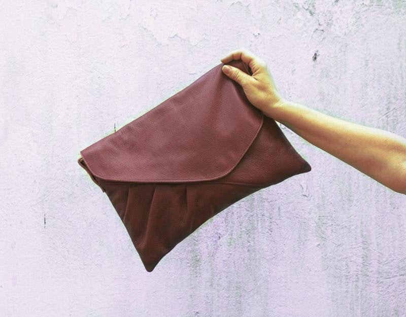 milloo Erato Crossbody Burgundy