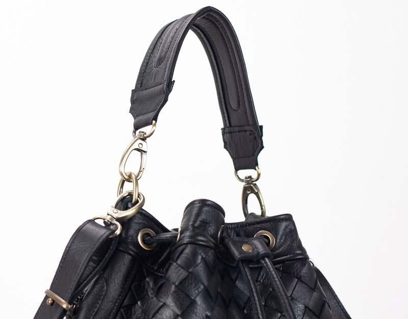 Sac seau Danae de Milloo tissé à la main noir