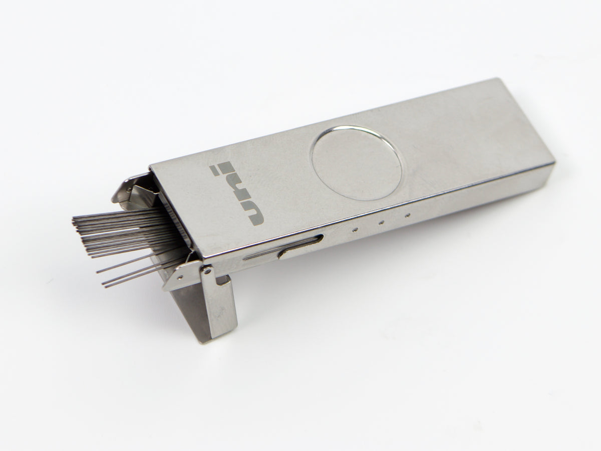 Estuche Uni Metal para plomo